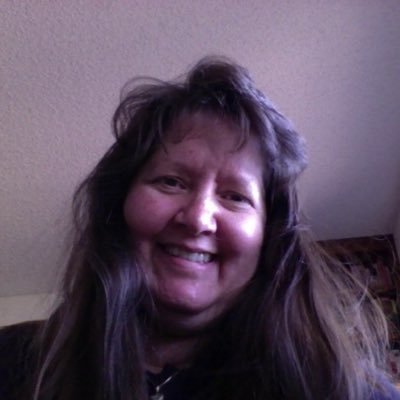 Profile Picture of Mary Coons (@CoonsMary) on Twitter