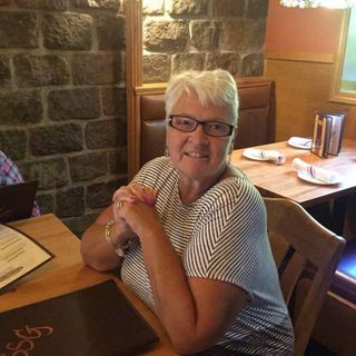 Profile Picture of Maureen Perron (@maureen.perron) on Facebook