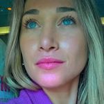 Profile Picture of Carline l. Debortolli🎑🎎🏛 (@carli.debortolli) on Instagram