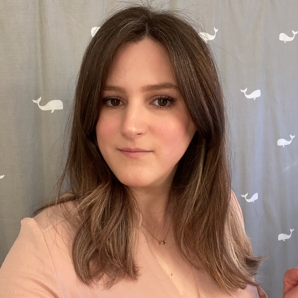 Profile Picture of Colleen Maciag (@cahness) on Poshmark