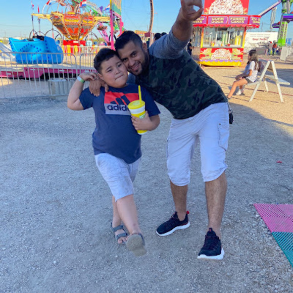 Profile Picture of Chris Solano (@perdomosolano21) on Poshmark