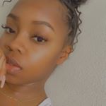 Profile Picture of A. L. Holmes (@_picasso.soul_) on Instagram