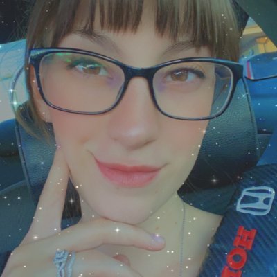 Profile Picture of Celia Nguyen (@Celia__Nguyen) on Twitter