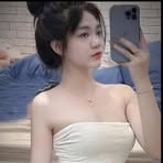 Profile Picture of Julia Hạnh (@Julia-Hạnh) on Facebook