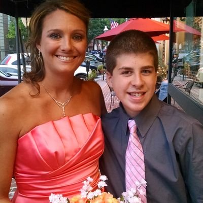 Profile Picture of Bobby Neill (@bobbyn866) on Twitter