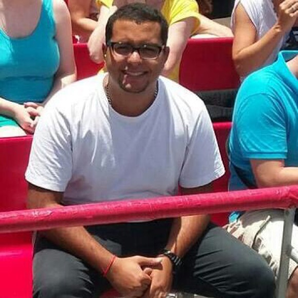 Profile Picture of Esteban Figueredo (@eafh) on Poshmark