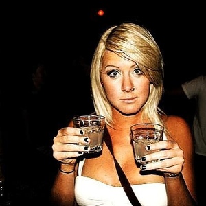 Profile Picture of Carly Ryan (@carlylyly) on Myspace