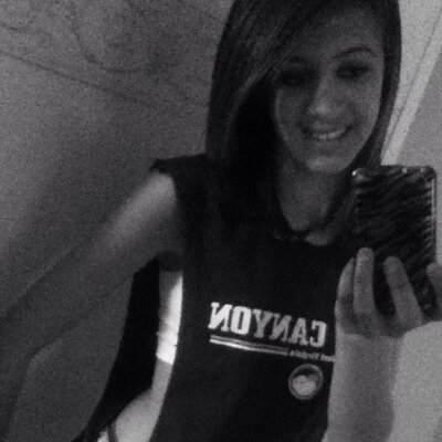 Profile Picture of Kelsey Lemmon (@oh_babykay97) on Twitter