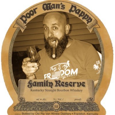 Profile Picture of Brian Hensley (@daddyhenz) on Twitter