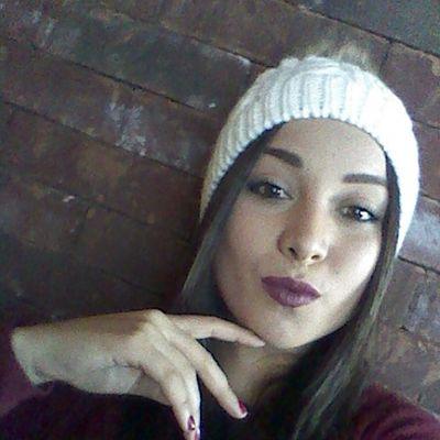 Profile Picture of Carmen Nuño (@cocotera2712) on Twitter