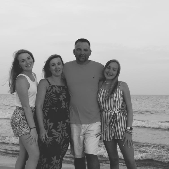 Profile Picture of Eric Brockette (@ebrockette) on Poshmark