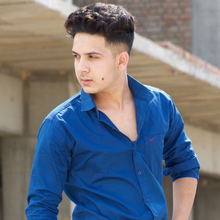 Profile Picture of   Kya apke vali bi ase dyan... (@sharma_jayan) on Tiktok