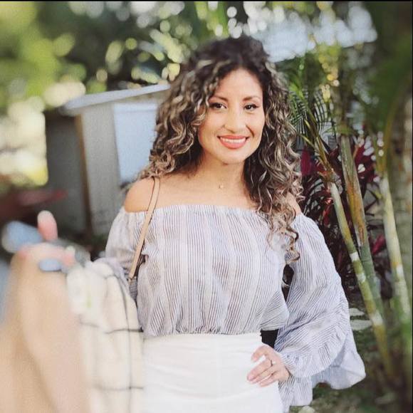 Profile Picture of Maria-jose Saltos (@chiquisexy2000) on Poshmark