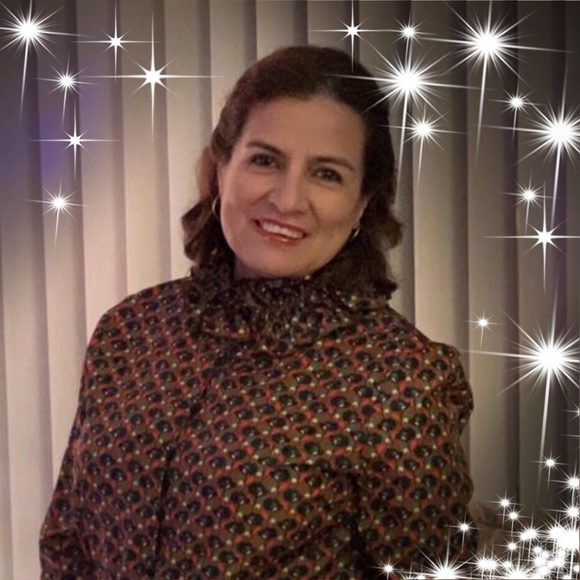 Profile Picture of Xiomara Avellan (@xaxaac) on Poshmark