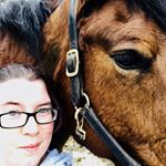 Profile Picture of Joan Howard (@joaniemh) on Instagram