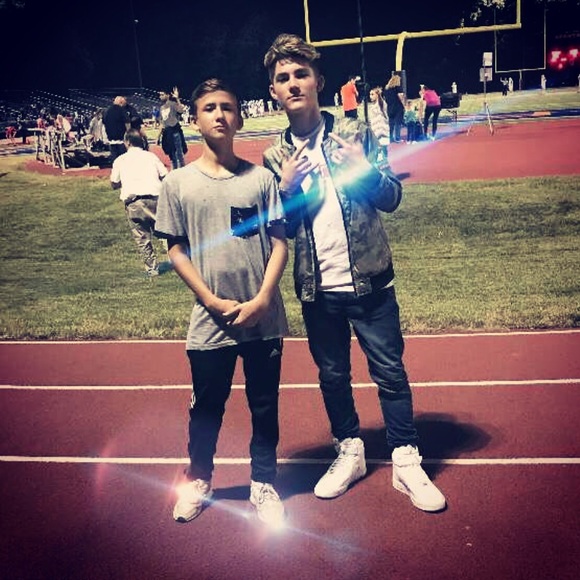 Profile Picture of Benjamin Bowman (@benjaminsavage) on Poshmark