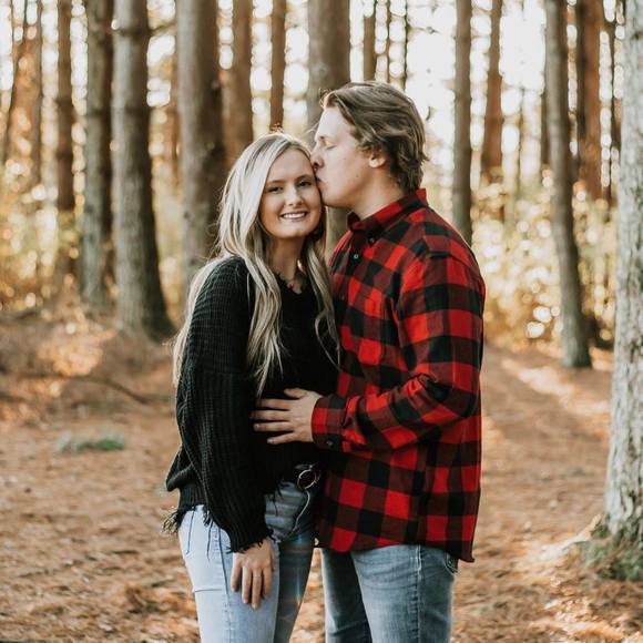 Profile Picture of Alex Crabtree (@alexcrabtree020) on Poshmark