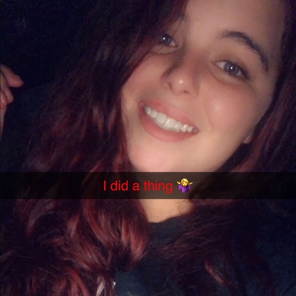 Profile Picture of Tiffany Heinlin (@tiff19782) on Poshmark