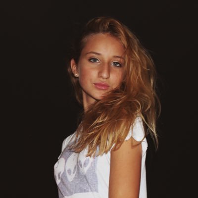 Profile Picture of Elisa Weiss (@ElisaWeiss31) on Twitter