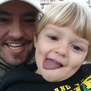Profile Picture of Mike Uhlman (@uhlmankong) on Twitter