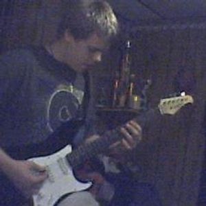 Profile Picture of Aaron Dalton (@darkwayroom) on Myspace