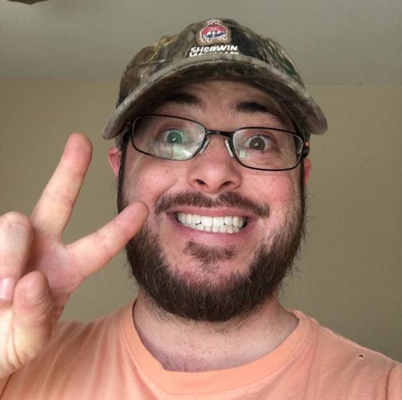 Profile Picture of Kyle Autry (@kyleautry) on Poshmark