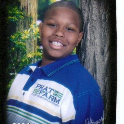 Profile Picture of Irving Chambers (@OmG_iTz_YuNgBoY) on Twitter