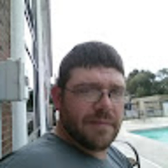 Profile Picture of Shawn Nolan (@shawnnolan1106) on Poshmark