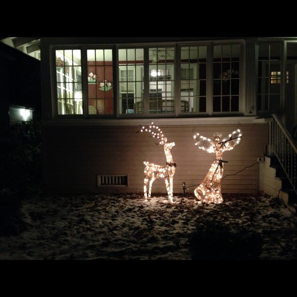 Profile Picture of Rebecca Barnell (@rbarnell) on Poshmark