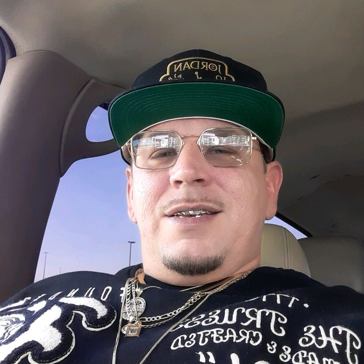 Profile Picture of wesley herbert (@gold.d.z) on Tiktok