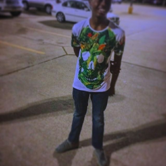 Profile Picture of Jermarion Hines (@jermarion) on Poshmark