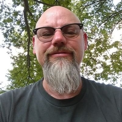 Profile Picture of Mike “White Sox Fan - Dump LaRussa” Schmitt (@mikeschmitt13) on Twitter