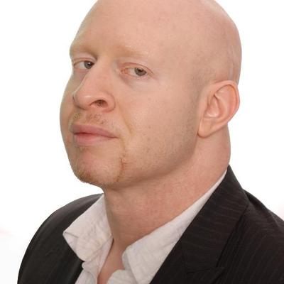 Profile Picture of Robin Gittens (@emotionesque) on Twitter