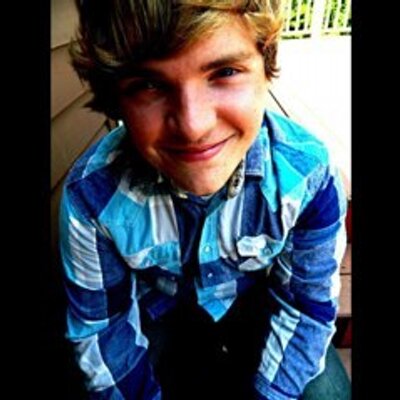 Profile Picture of Brent Hollis (@brent_holls) on Twitter