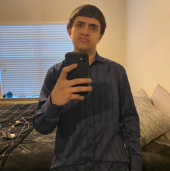 Profile Picture of Eli Chacon (@eli_hits_it_raw) on Poshmark