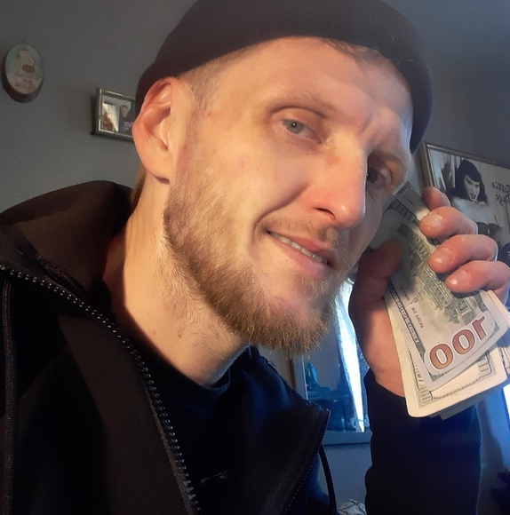 Profile Picture of Cory Marmer (@corymarmer) on Poshmark