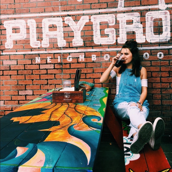 Profile Picture of Kassidy Wickersham (@kassidyyw) on Poshmark