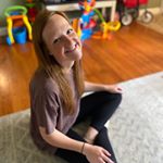 Profile Picture of Rebecca Kathleen (@rebeccalemons) on Instagram