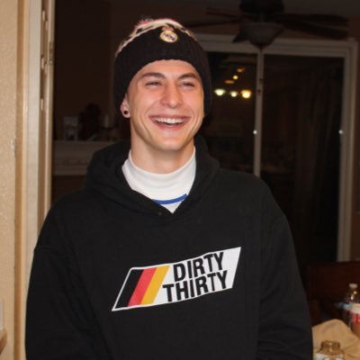 Profile Picture of Mark Kidder (@Yourboijmark) on Twitter