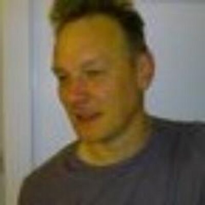 Profile Picture of Philip Hodgson (@blacknwhitearmy) on Twitter