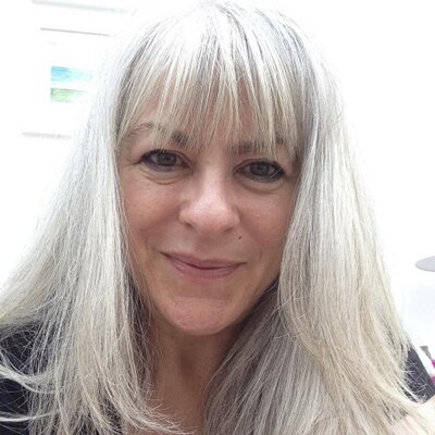 Profile Picture of Angela Hook (@AngelaDH) on Twitter