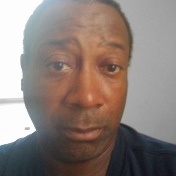 Profile Picture of David Ellerbe (@davellerbe228) on Poshmark