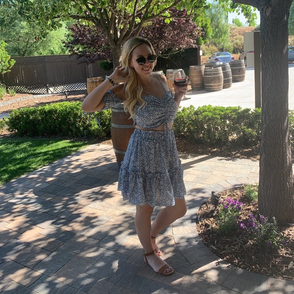 Profile Picture of Joely Schuler (@joelylynne232) on Poshmark