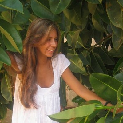 Profile Picture of Cristina Colín March (@CristinaLeAdora) on Twitter