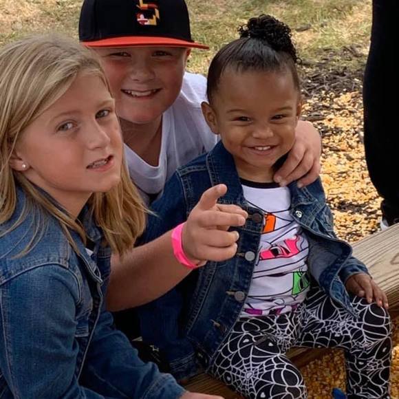 Collin Miles - Poshmark Profile Picture of Collin Miles (@collinmiles40) on Poshmark