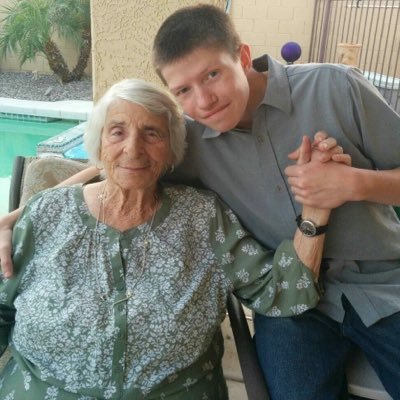 Profile Picture of Christopher (@Chris13Orso) on Twitter