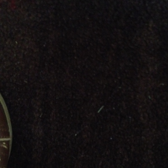 Profile Picture of Steph Talaski (@smtalaski69) on Poshmark