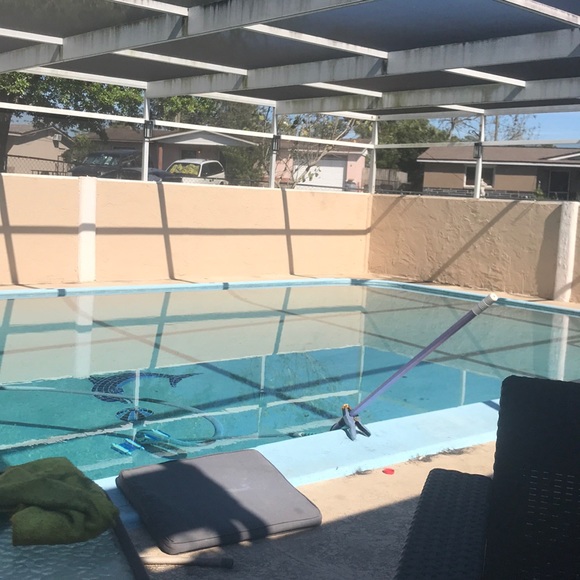 Profile Picture of Virginia Parrack (@ginaparrack) on Poshmark