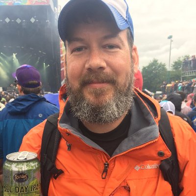 Profile Picture of Robert B Bankhead (@OneHalfSquatch) on Twitter