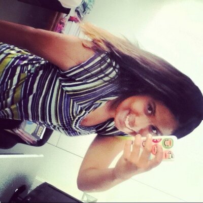 Profile Picture of Manuela Ribeiro (@manuelaribeiro_) on Twitter